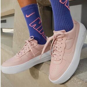 Nike AF1 pink low platform leather sneakers SIZE WOMENS US 8 EU 39 fits narrow
